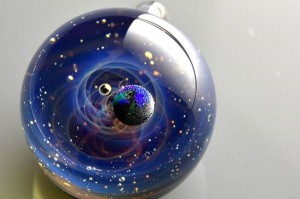 Satoshi Tomizu space glass cosmos planet 8